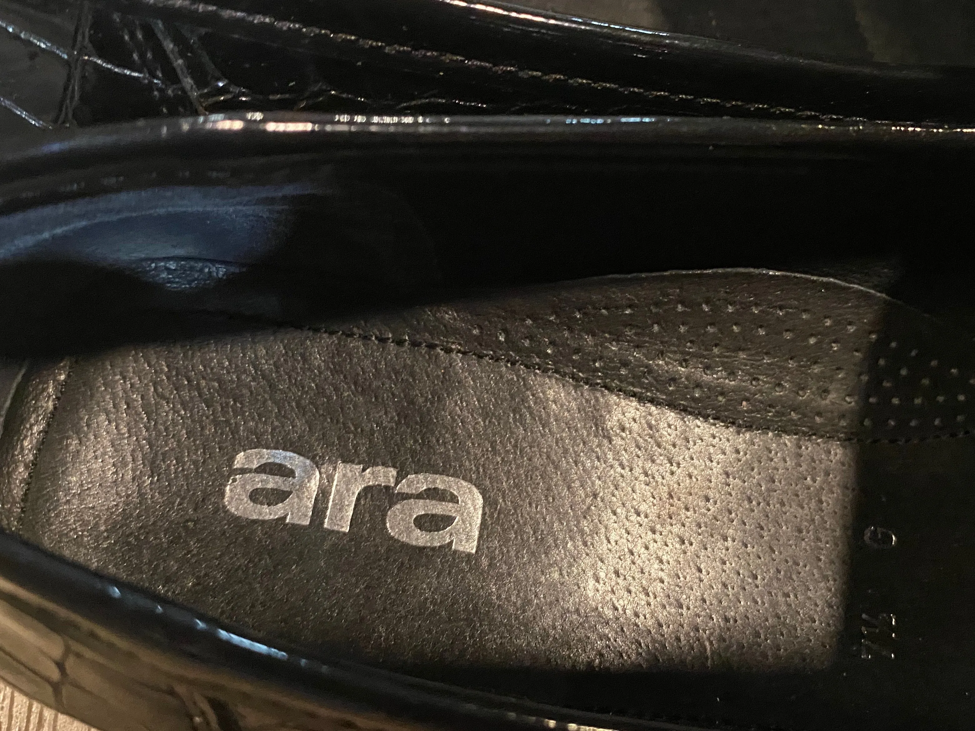 Ara Loafer Shoes 7.5M 39 (Portugal/Germany), SOLD