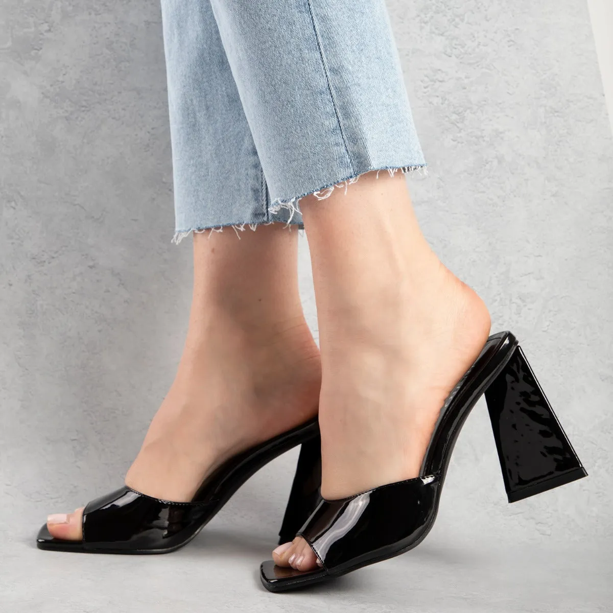 BEBO Kyrah Heeled Mule in Black