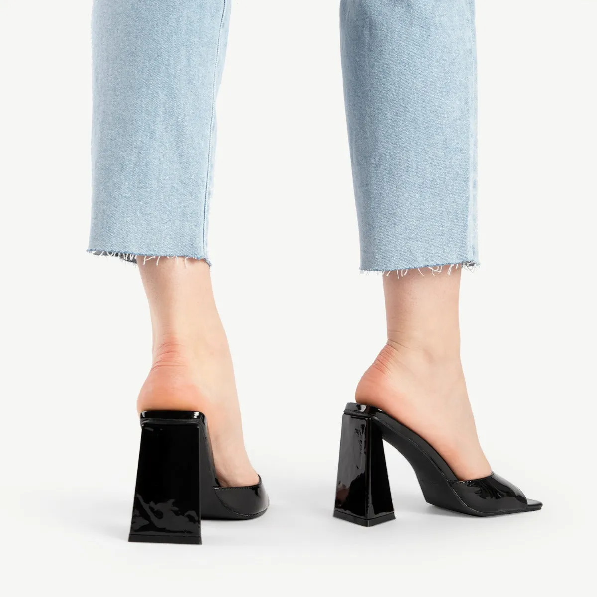 BEBO Kyrah Heeled Mule in Black