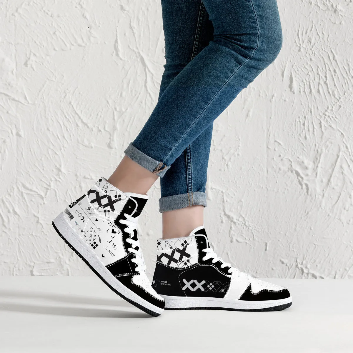 Cool shoes by Yuan A | High Top Customized | Shoe Zero